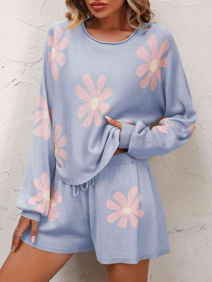 Floral Print Raglan Sleeve Knit Top and Tie Front Sweater Shorts Set